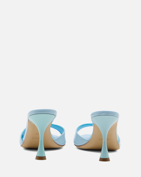 SANDALO CON TACCO IN PELLE VERNICE CELESTE POLVERE GF922